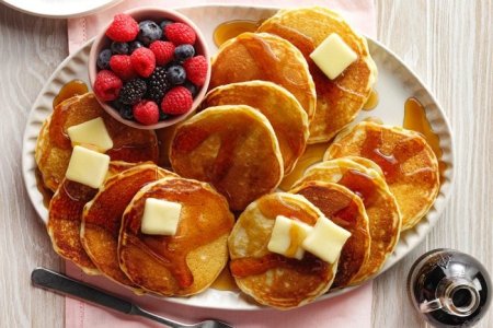 Fluffy-Pancakes_TOHcom21_7539_G11_19_9bC-social-SS-Edit-Rotated.jpg
