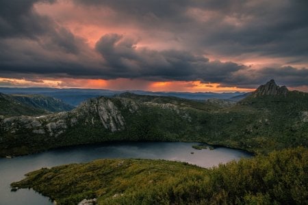 Back of Cradle Mtn.jpg
