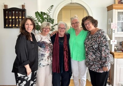 Left_-Susanne-Hella-Brigitta-Sabine-Birgit.jpg