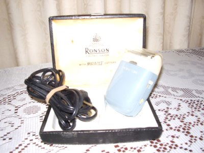 Vintage Ronson shaver.jpg