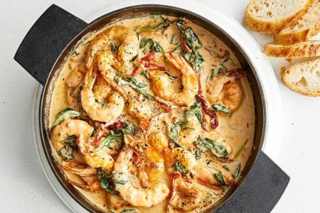 creamy-tuscan-garlic-prawns-1-177288-3.jpg