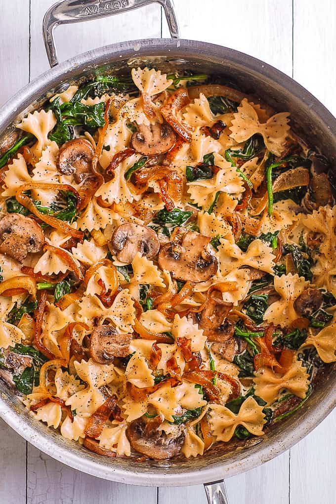 Bow Tie Pasta with Spinach, Mushrooms, Caramelized Onions