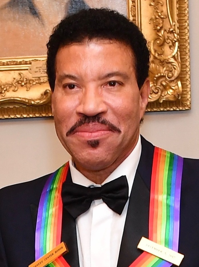 Lionel_Richie_in_2017.jpg