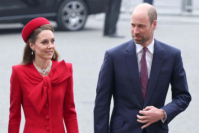 Prince William Adopts Modern Tactic to Outsmart Lip Readers Prince William Adopts Modern Tactic to Outsmart Lip Readers