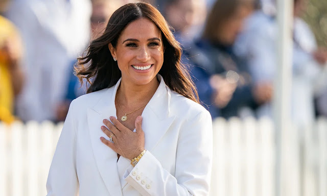 Meghan Markle Launches Surprise Product Paying Tribute to Her ‘Suits’ Days Meghan Markle Launches Surprise Product Paying Tribute to Her ‘Suits’ Days