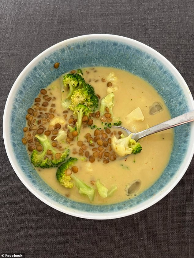 66168979-11596451-A_savvy_shopper_has_shared_her_simple_and_nourishing_3_curry_rec-a-1_1672787036318.jpg