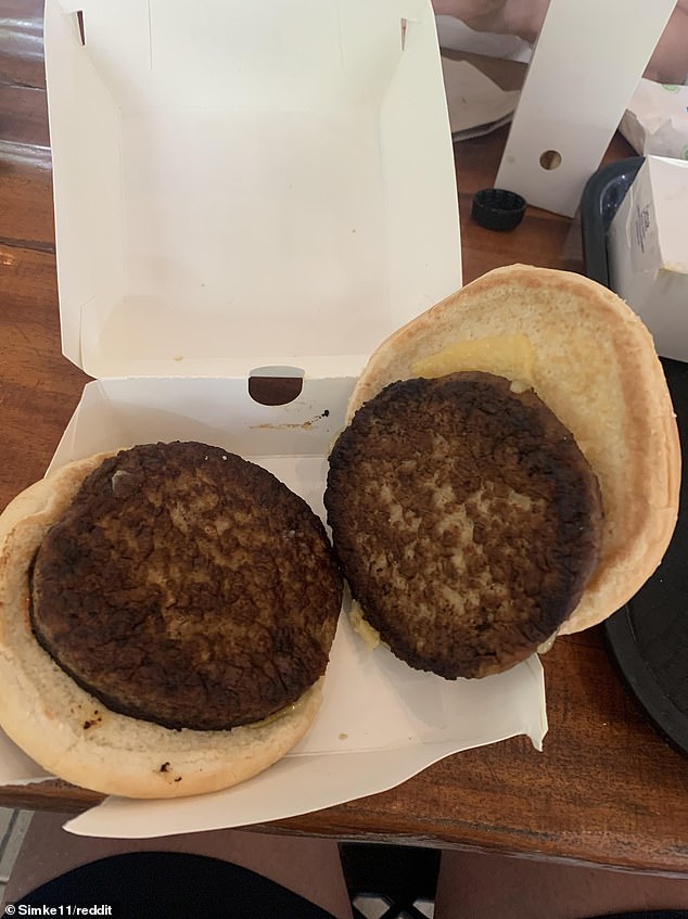 66609313-11638983-One_attendee_shared_a_picture_of_their_17_double_cheese_burger_w-a-2_1673842883614.jpg