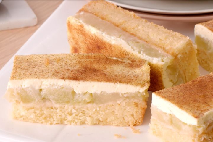 Apple & cinnamon slice-Image1 Apple & cinnamon slice-Image1